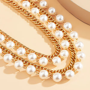 Cinturón de cuentas de perlas en capas