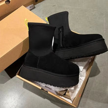 Cargar imagen en el visor de la galería, Botas de nieve de diseñador UGG con tacon