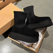 Cargar imagen en el visor de la galería, Botas de nieve de diseñador UGG con tacon