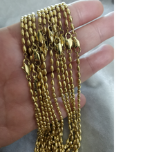 Cargar imagen en el visor de la galería, Gargantilla titanio chapada oro de 18K con perla agua dulce.