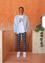 Cargar imagen en el visor de la galería, Pantalon lapiz cuadros hombre Christos outfit poliester. Joggers 2XL