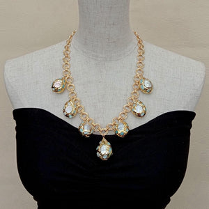 Collar 53cm con perla barroca agua dulce y perlas azules de larimar chapado en oro 18K.