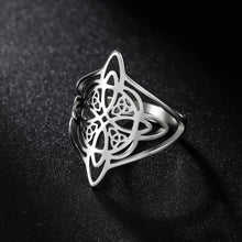 Cargar imagen en el visor de la galería, Arven el anillo elfico de acero inoxidable Cruz celta anudada