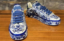 Cargar imagen en el visor de la galería, Mosaico Azul: Zapatillas cuero sintetico y cristal 35-46. Unisex.