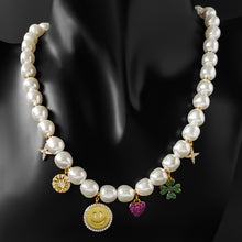 Cargar imagen en el visor de la galería, Collar perlas y abalorios plata ley 925