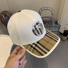 Cargar imagen en el visor de la galería, Striped mens designer sun letter Sewing baseball caps hats patchwork ball cap snapbacks women fashion outdoor casual sport hiphop hat