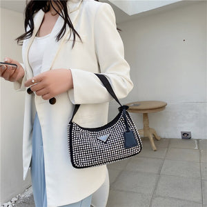 Bolso Bling bling pequeño en PU lujo con diamantes artificiales, a la moda 15*23*6cm