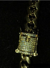 Cargar imagen en el visor de la galería, Cadena acero inoxidable 316L chapada Oro 18K con diamantes falsos. 8mm/10mm/12mm/14mm/16mm/18m