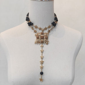 Joya Lujosa de cobre en forma de Cruz. Gran collar