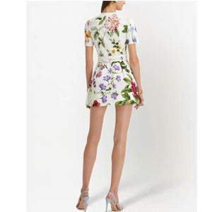 Floral fashion: Vestido cóctel encaje con cuentas.