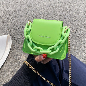 Lemon green phone bag en PU. 15x12x7cm