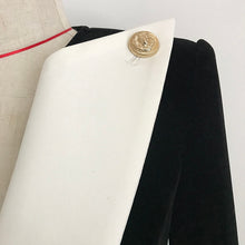 Cargar imagen en el visor de la galería, HIGH STREET 2020 Newest Stylish Designer Jacket Women&#39;s Lion Buttons Color Block Patchwork Velvet Short Blazer