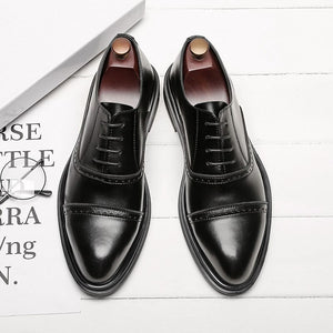 Zapatos de cuero con cordones hombre estilo britanico Oxford. 35-44.