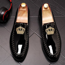 Cargar imagen en el visor de la galería, 2019 Men Designer Oxfords Shoes Breathable Business Office Shoes For Driving Moccasins Comfortable Slip On Tassel Shoe