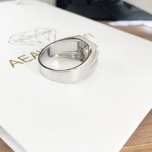 Cargar imagen en el visor de la galería, Platinum Plated Silver 1ct 6.5mm Round Cut DF Moissanite Engagement Ring Anniversary Ring Moissanite Ring For Men