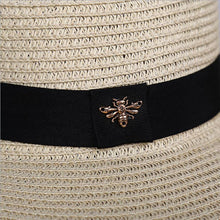 Cargar imagen en el visor de la galería, Sun Hats Small Bee Straw Hat European and American Retro Gold Braided Hat Female Loose Sunscreen Sunshade Flat Cap Visors Hats