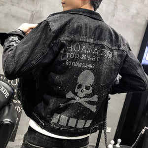 YASUGUOJI New 2019 Punk Style Fashion Skulls Patch Patchwork Jean Jacket Men Denim Jackets Streetwear Mens Ripped Denim Jacket