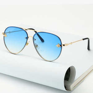 Brand Design 2020 Fashion Women Small Bee Sunglasses Colourful Rivet Glasses Female Male Outdoor Traveling Eyeglasses UV400