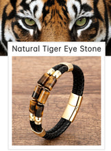 Cargar imagen en el visor de la galería, Pulsera de cuero trenzado y ojo de tigre pulido de 19,21,23cm