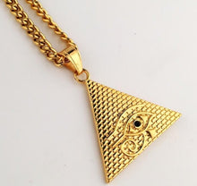 Cargar imagen en el visor de la galería, Collar dorado triangulo fortuna Hip Hop Unisex