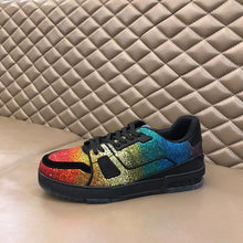 Cargar imagen en el visor de la galería, Multicolor glitter LV sneakers for men. 38-45