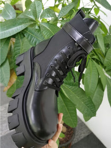 Botas mujer clasicas Martin Milan piel de motorista con cartera para llaves