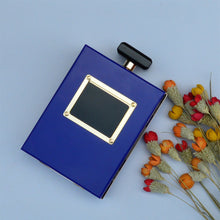 Cargar imagen en el visor de la galería, Mini bolso acrílico bandolera botella de Perfume. 16x13x6cm