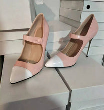 Cargar imagen en el visor de la galería, Zapatos Barbie tacón stiletto 10cm, puntiagudos.
