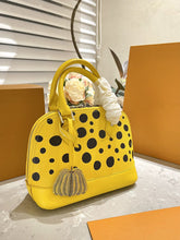 Cargar imagen en el visor de la galería, Luxury YK louiseits Alma BB designer bag polka dots 24x18